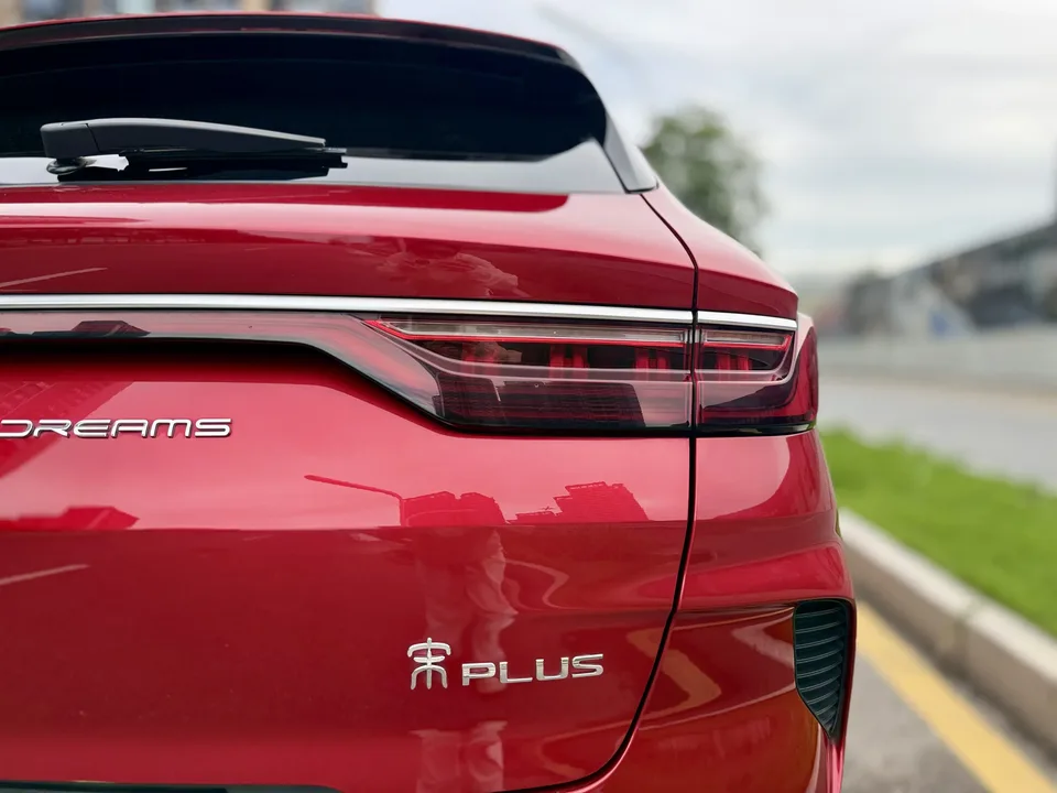 BYD Song PLUS DM Song PLUS DM 2021 DM-i 51KM 2WD Premium Edition 2022 — thumbnail 3