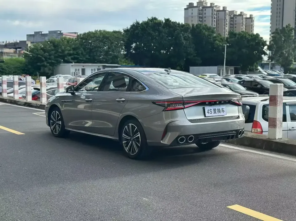 Chery Arrizo 8 Arrizo 8 2024 1.6TGDI DCT 2025 — thumbnail 4