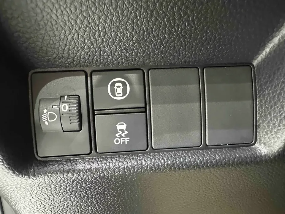 Honda LIFE HONDA LIFE 2023 1.5L CVT CRO-SS Fun Edition 2024 — thumbnail 3