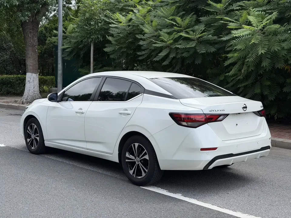 Nissan Sylphy Sylphy 2023 1.6L CVT Enjoy Edition 2023 — thumbnail 5