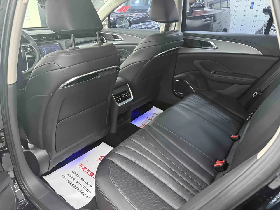 Hongqi H5 Hongqi H5 2024 1.5T DCT Zhilian Qiyun Edition 2024 — thumbnail 5