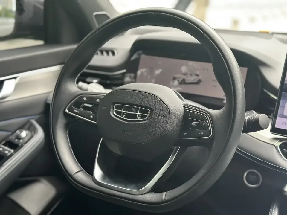 Geely Preface Xing Rui 2026 1.5T Dongfangyao Kunlun Edition 2026 — миниатюра 5