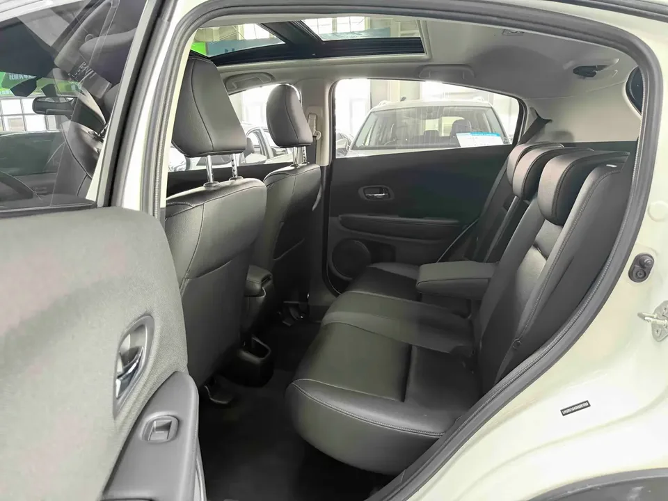 Honda VEZEL Binzhi 2022 1.5L CVT Elite Smart Edition 2022 — thumbnail 5