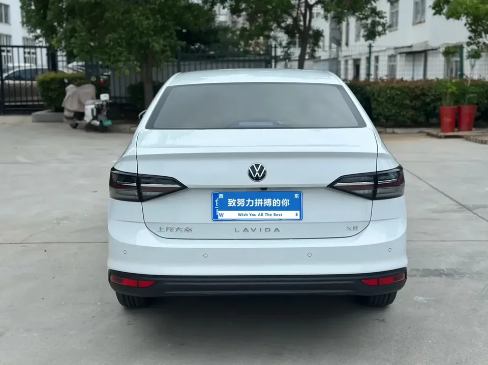 Volkswagen Lavida Lavida 2025 New 1.5L Outstanding New Elegant Edition 2025 — thumbnail 2