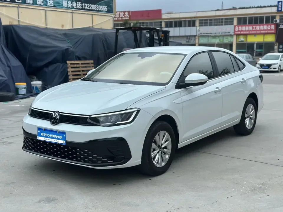 Volkswagen Lavida Lavida 2025 New 1.5L Outstanding New Elegant Edition 2025 — photo 1, buy with delivery to Moscow