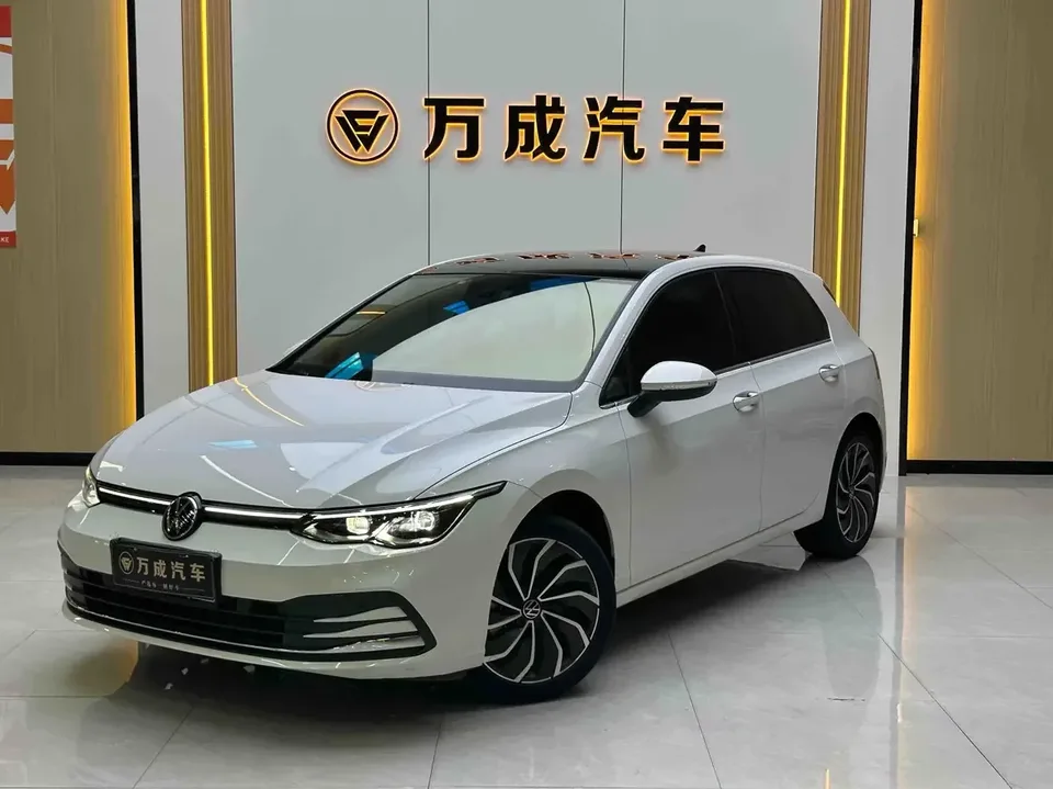 Volkswagen Golf golf 2021 280TSI DSG R-Line 2022 — photo 1, buy with delivery to Moscow