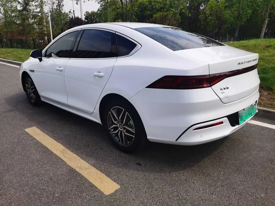 BYD Qin PLUS EV Qin PLUS EV 2021 400KM Luxury 2023 — thumbnail 4