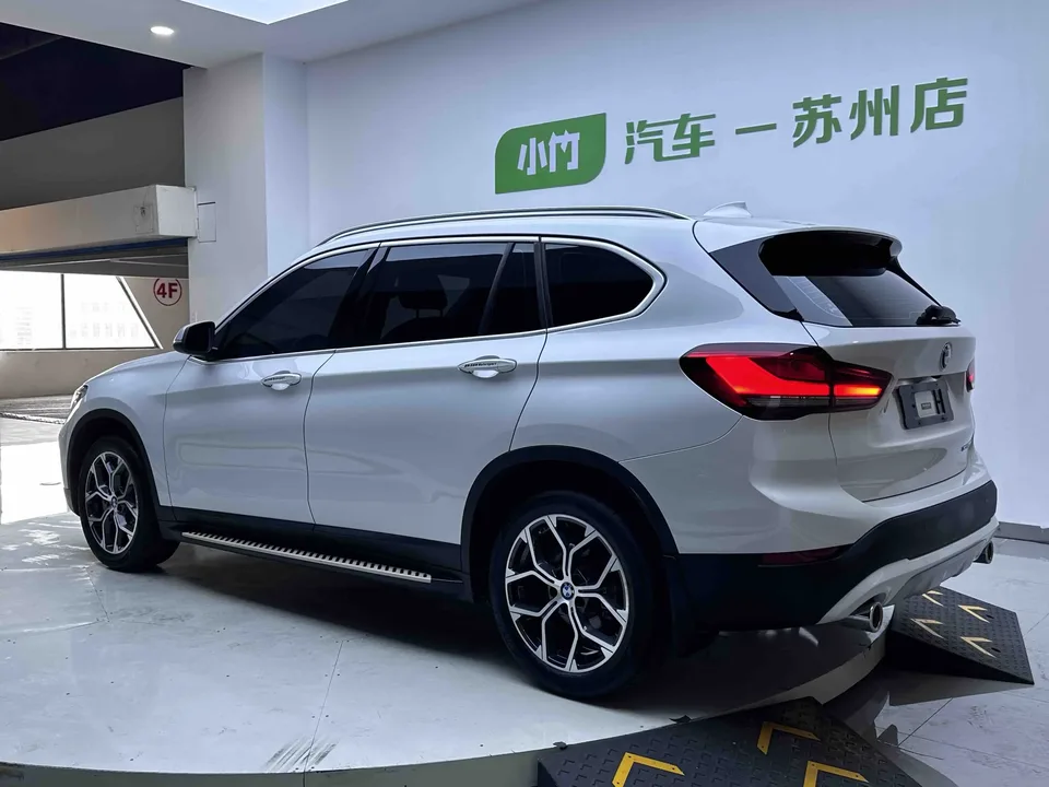 BMW X1 BMW X1 2022 sDrive20Li Premium 2023 — thumbnail 2