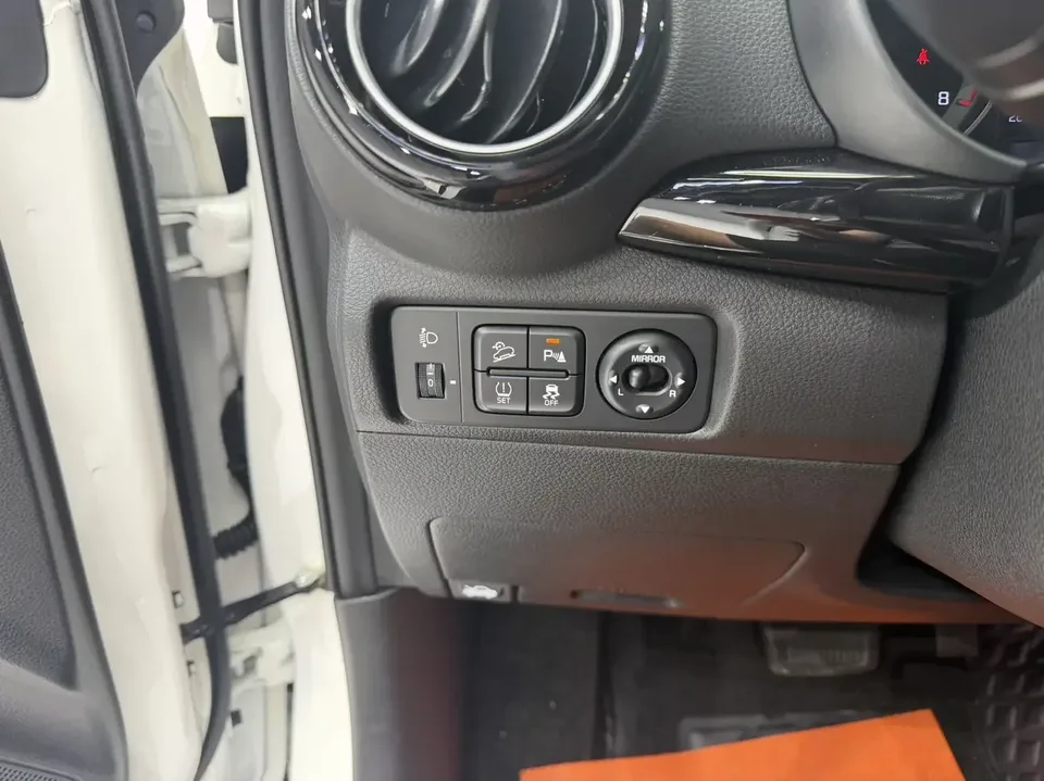 Kia KX1 Yipao 2021 1.4L CVT Fun Sunroof Model 2024 — thumbnail 5