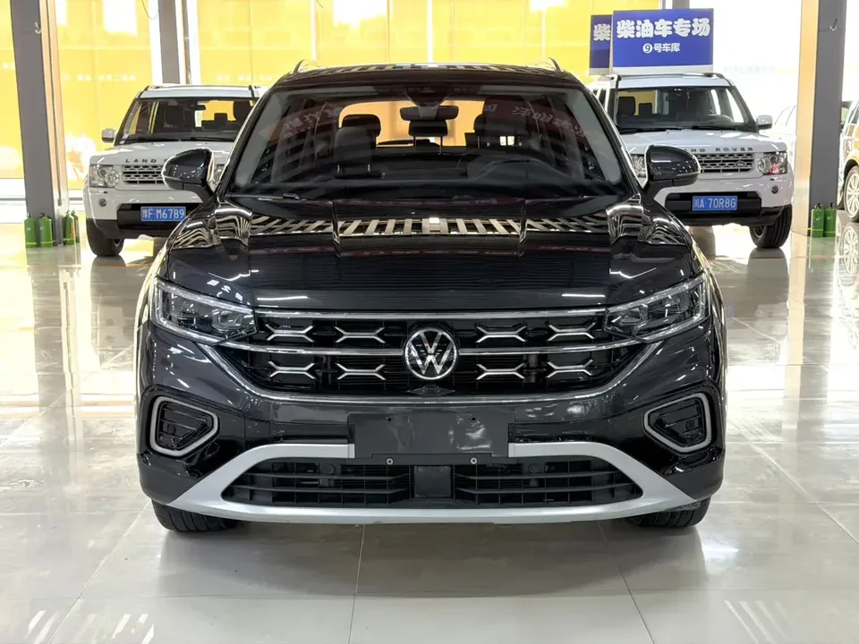 Volkswagen Tayron Tanyue 2023 280TSI 2WD Luxury Plus Advanced Edition 2023 — photo 1, buy with delivery to Moscow