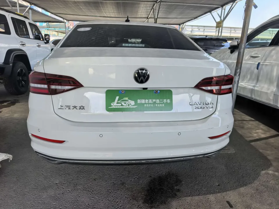 Volkswagen Lavida Lavida 2022 280TSI DSG Comfort Edition 2022 — миниатюра 2