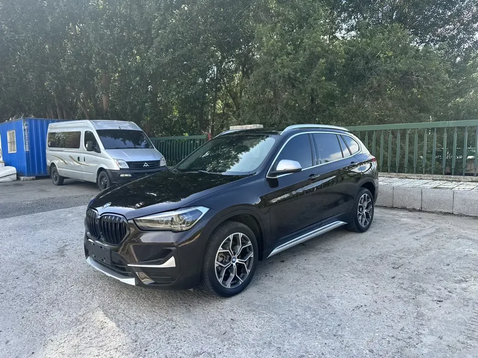 BMW X1 BMW X1 2022 sDrive20Li Fashion 2022 — photo 1, buy with delivery to Moscow