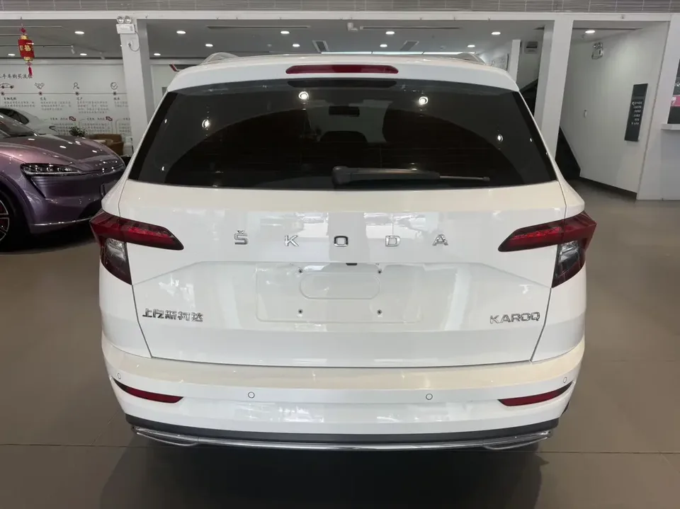 Skoda Karoq Korok 2022 TSI280 Premium Edition 2022 — thumbnail 2