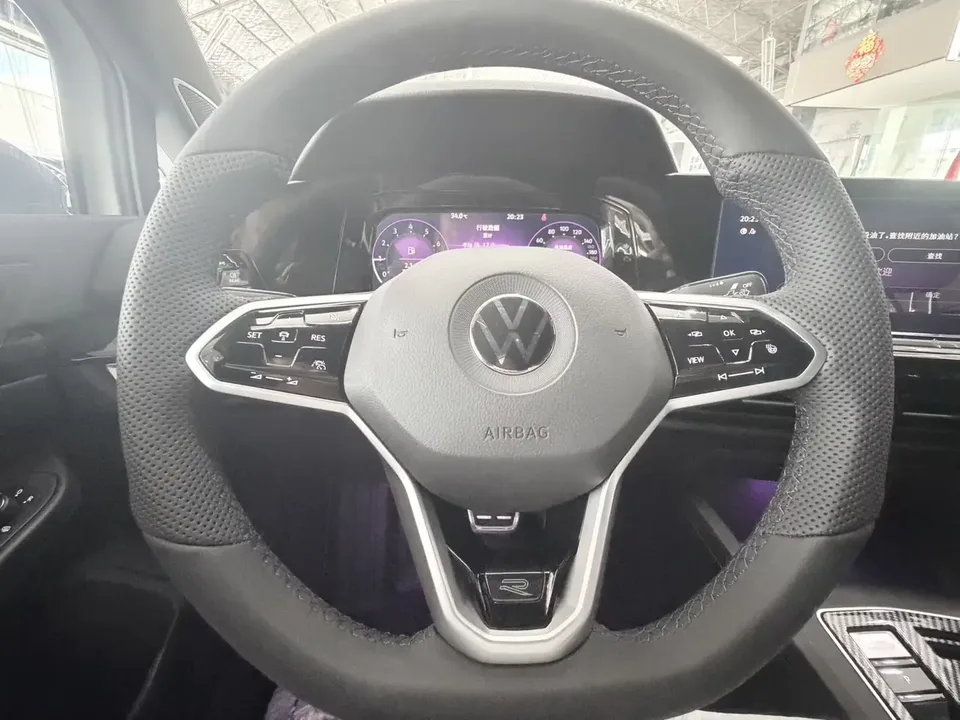 Volkswagen Golf golf 2021 280TSI DSG R-Line 2022 — thumbnail 3