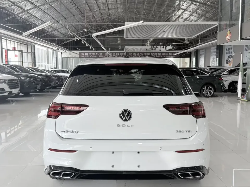 Volkswagen Golf golf 2021 280TSI DSG R-Line 2022 — thumbnail 4