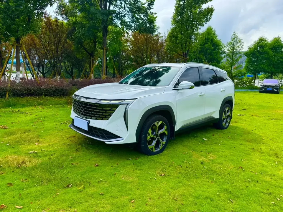 Geely Atlas L Boyue L 2023 1.5TD DCT Premium 2023 — photo 1, buy with delivery to Moscow