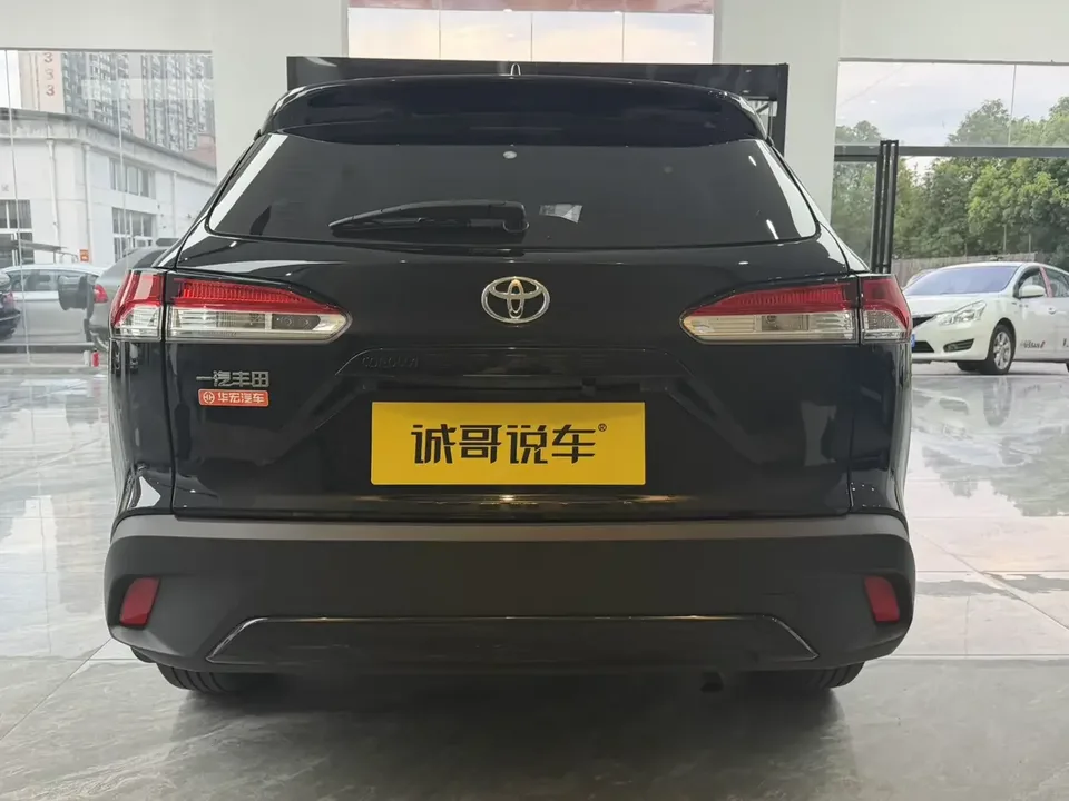 Toyota CorollaCross Corolla Sharp 2024 2.0L CVT Pioneer Edition 2025 — thumbnail 2