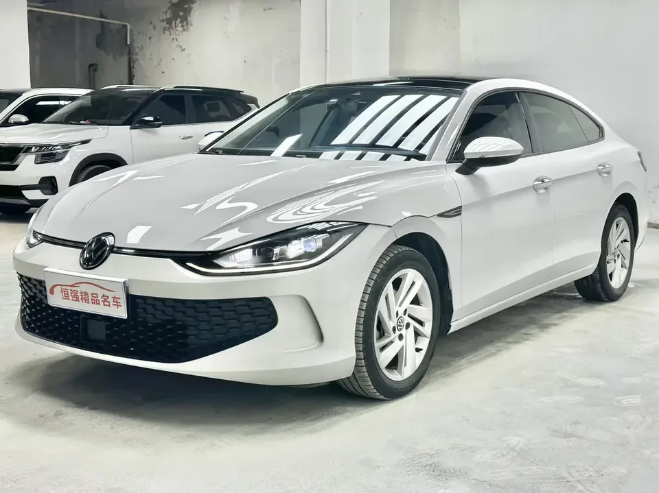 Volkswagen Lamando Lingdu 2022 Lingdu L 280TSI DSG Hot Edition 2022 — photo 1, buy with delivery to Moscow