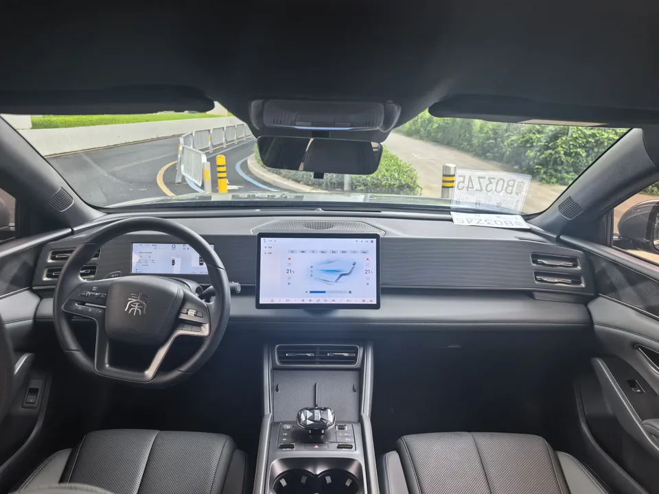 BYD Qin L DM Qin L DM 2025 Intelligent Driving Edition DM-i 80KM Leading Edition 2025 — thumbnail 2