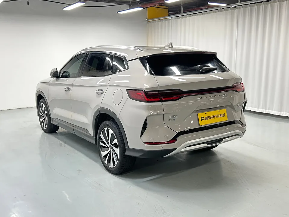 BYD Song PLUS DM Song PLUS DM 2024 DM-i Honor Edition 71KM Luxury 2024 — thumbnail 2