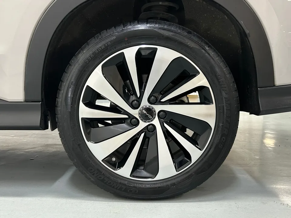 BYD Song PLUS DM Song PLUS DM 2024 DM-i Honor Edition 71KM Luxury 2024 — thumbnail 3