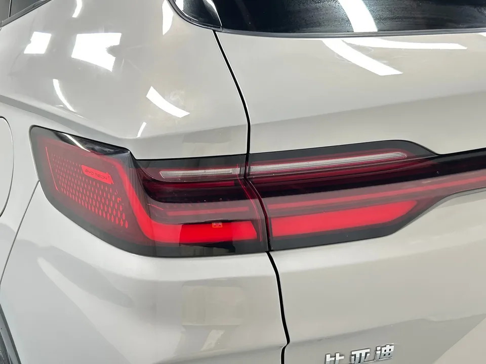 BYD Song PLUS DM Song PLUS DM 2024 DM-i Honor Edition 71KM Luxury 2024 — thumbnail 4