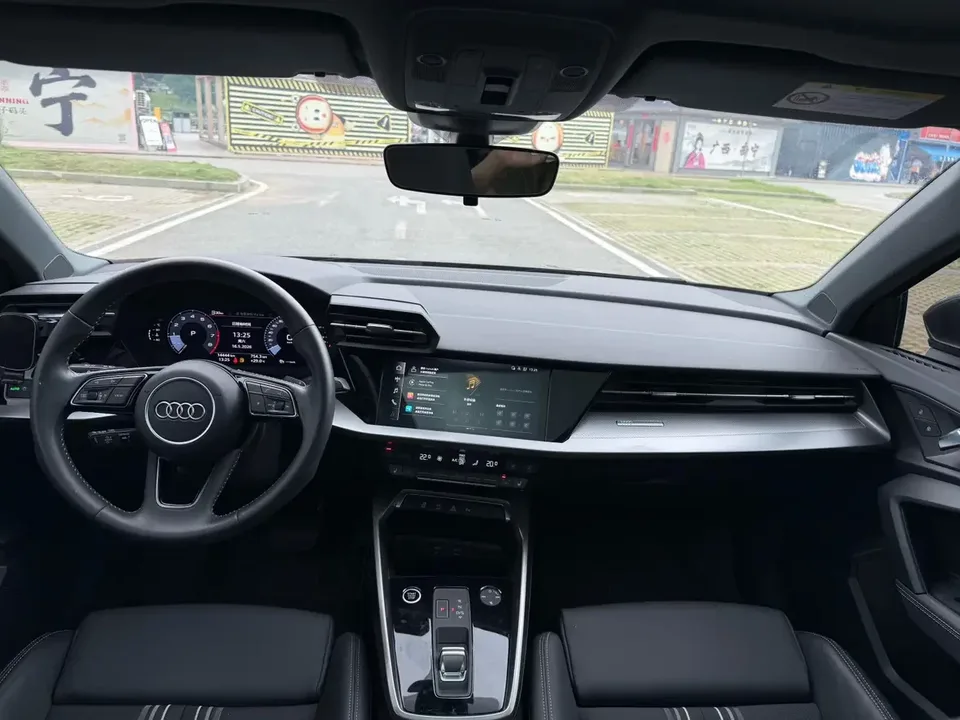 Audi A3 Audi A3 2022 Sportback 35 TFSI Stylish and sporty 2022 — миниатюра 5