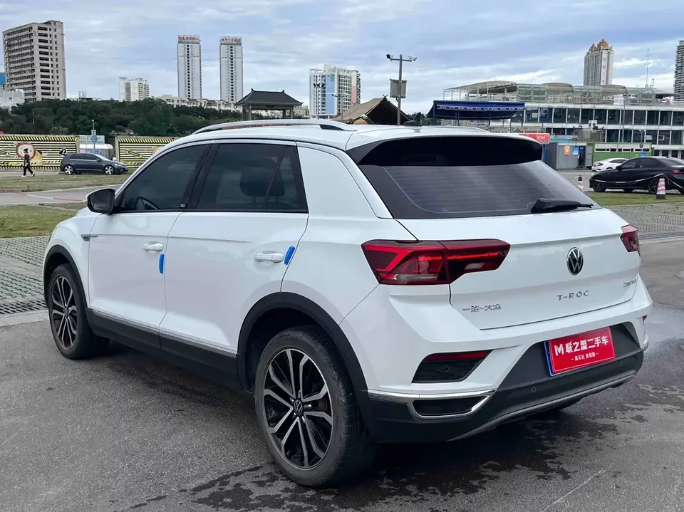 Volkswagen T-Roc TANG 2022 280TSI DSG 2WD Comfort PLUS 2022 — thumbnail 2