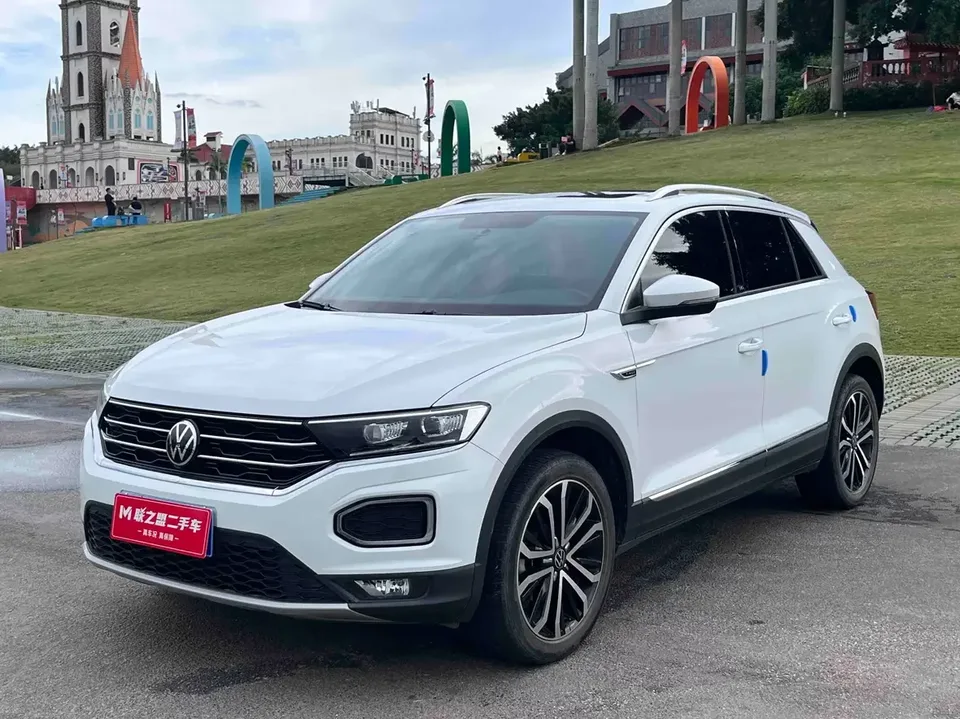 Volkswagen T-Roc TANG 2022 280TSI DSG 2WD Comfort PLUS 2022 — photo 1, buy with delivery to Moscow