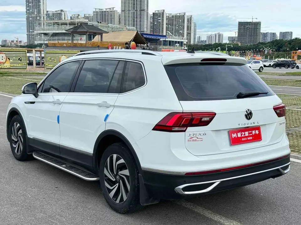 Volkswagen Tiguan L Tiguan L 2023 280TSI Limited Edition 2023 — thumbnail 2
