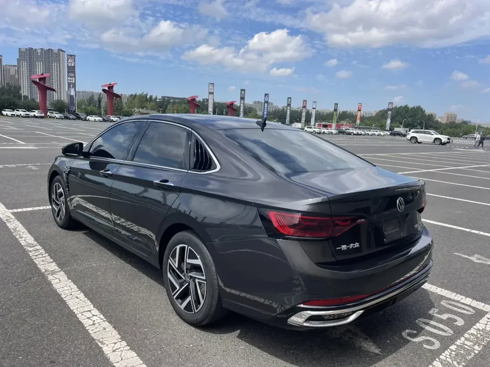 Volkswagen Sagitar Sagitar 2023 280TSI DSG Transcendence Lite 2023 — thumbnail 2