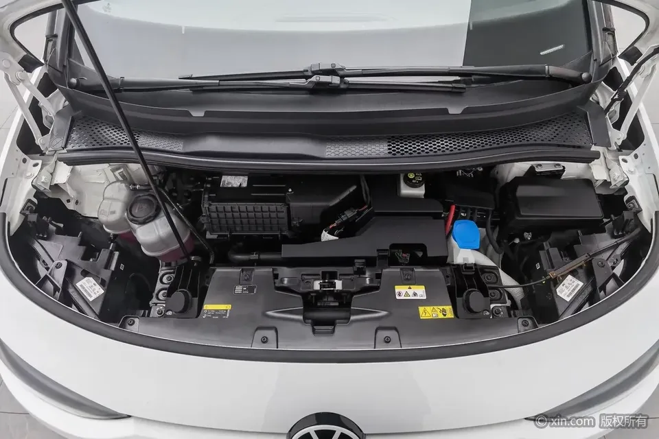 Volkswagen ID.3 Volkswagen ID.3 2024 Outstanding Edition 2024 — thumbnail 2