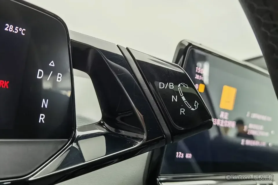 Volkswagen ID.3 Volkswagen ID.3 2024 Outstanding Edition 2024 — thumbnail 4