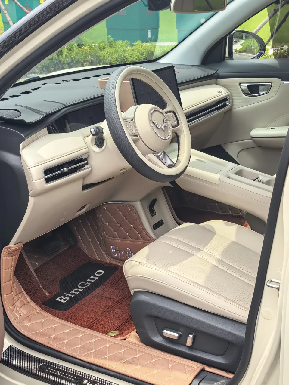 Wuling Bingo S Bingo S 2025 325km Flagship Model 2025 — thumbnail 3