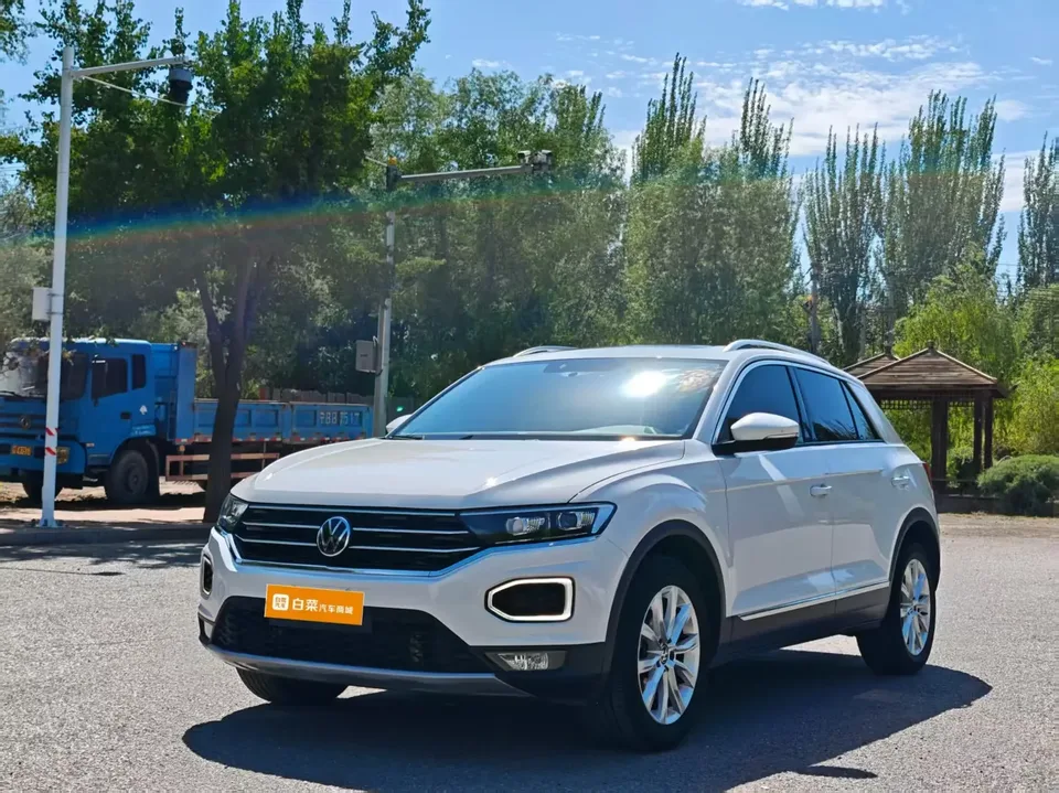 Volkswagen T-Roc TANG 2021 Modified 280TSI DSG 2WD Comfort Smart Edition 2022 — фото 1, купить с доставкой в Москву