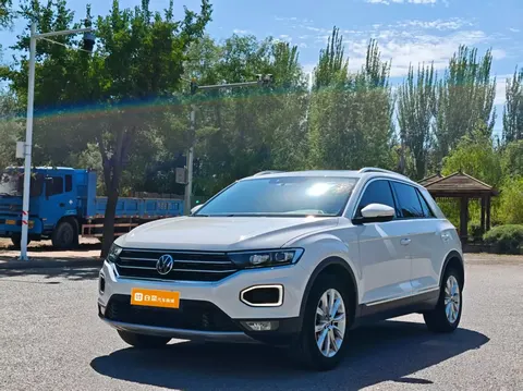 Volkswagen T-Roc 2022 купить в Москве