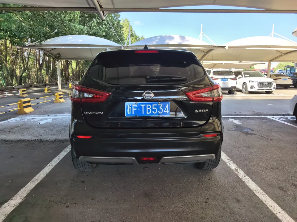 Nissan Qashqai Qashqai 2022 2.0L XV Prem.Pro Luxury Edition Pilot Edition 2022 — thumbnail 2