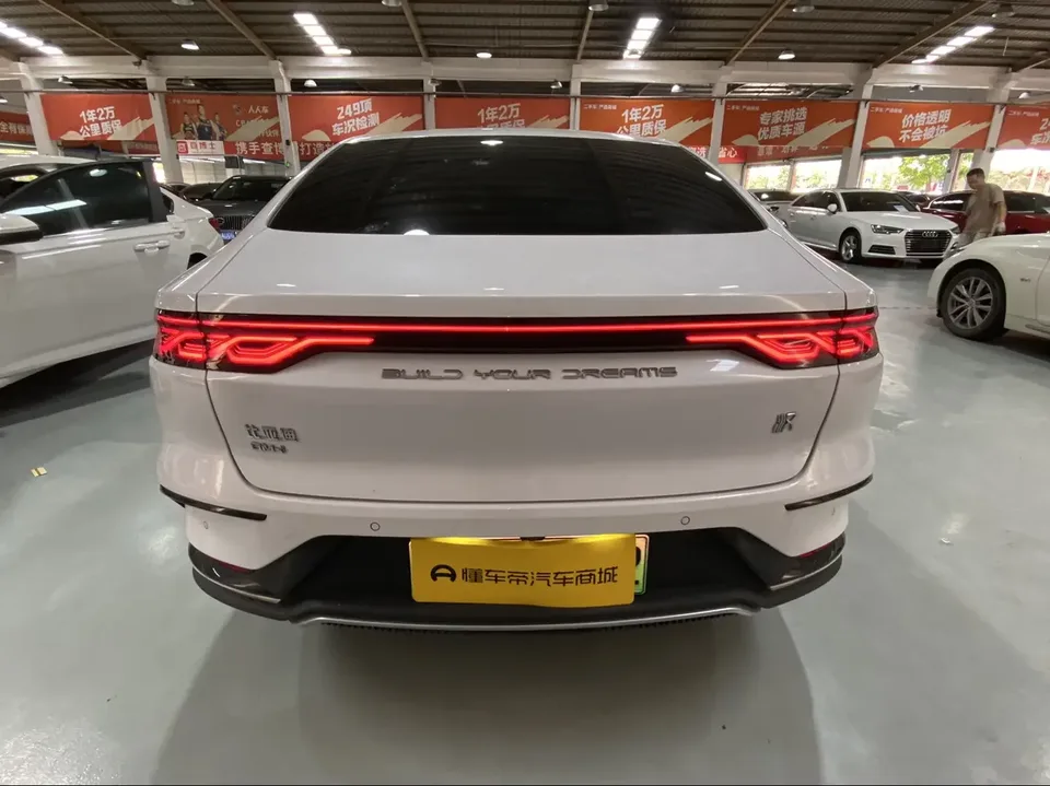 BYD Han DM Chinese DM 2022 DM-i 121KM Premium 2023 — thumbnail 2
