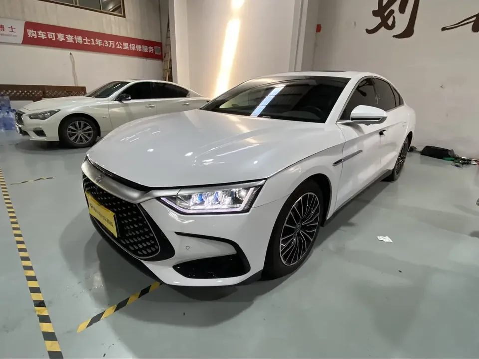 BYD Han DM Chinese DM 2022 DM-i 121KM Premium 2023 — photo 1, buy with delivery to Moscow