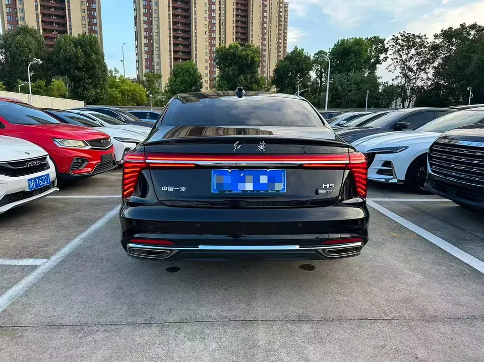 Hongqi H5 Hongqi H5 2024 1.5T DCT Zhilian Qiyue Edition 2024 — thumbnail 2