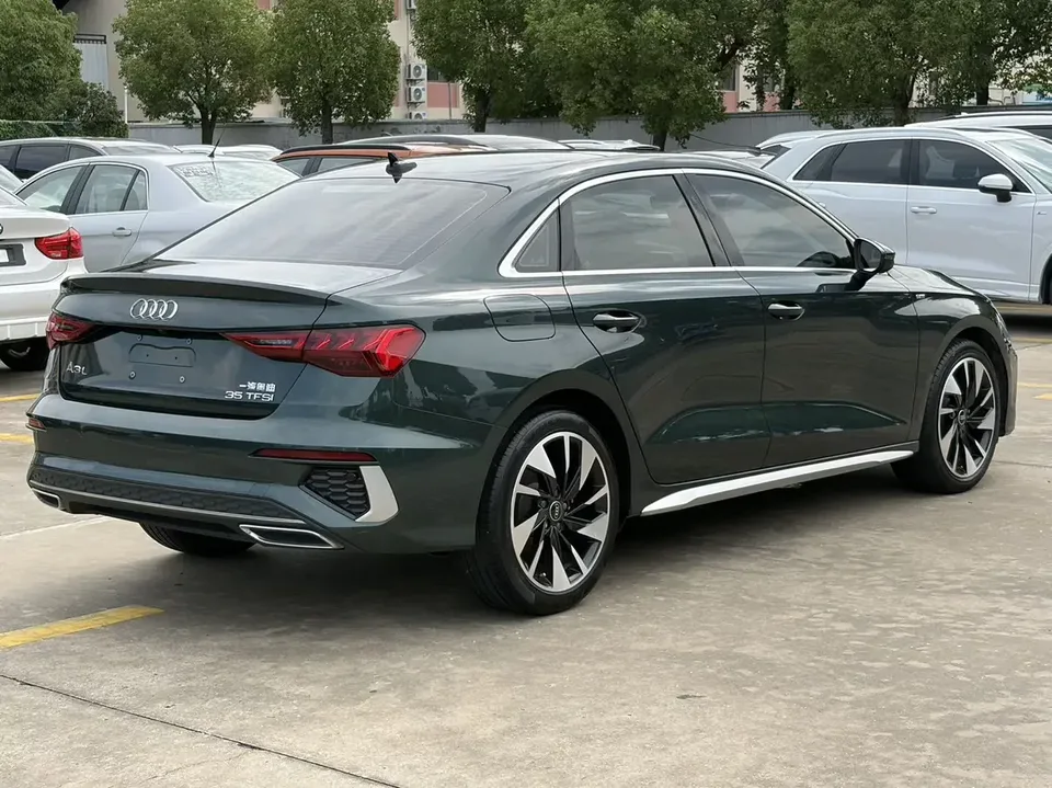 Audi A3 Audi A3 2023 A3L Limousine 35 TFSI facelift: stylish and sporty 2023 — миниатюра 5