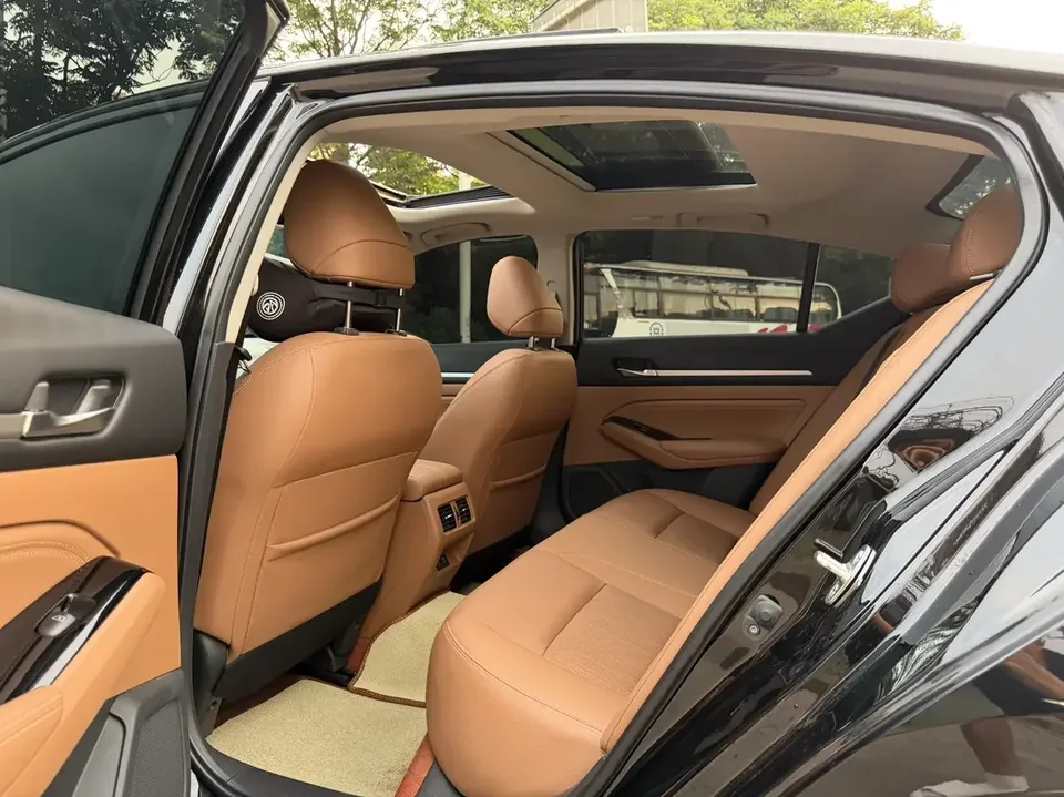 Nissan Altima Sound of nature 2022 2.0L XE Pure Edition 2024 — thumbnail 3