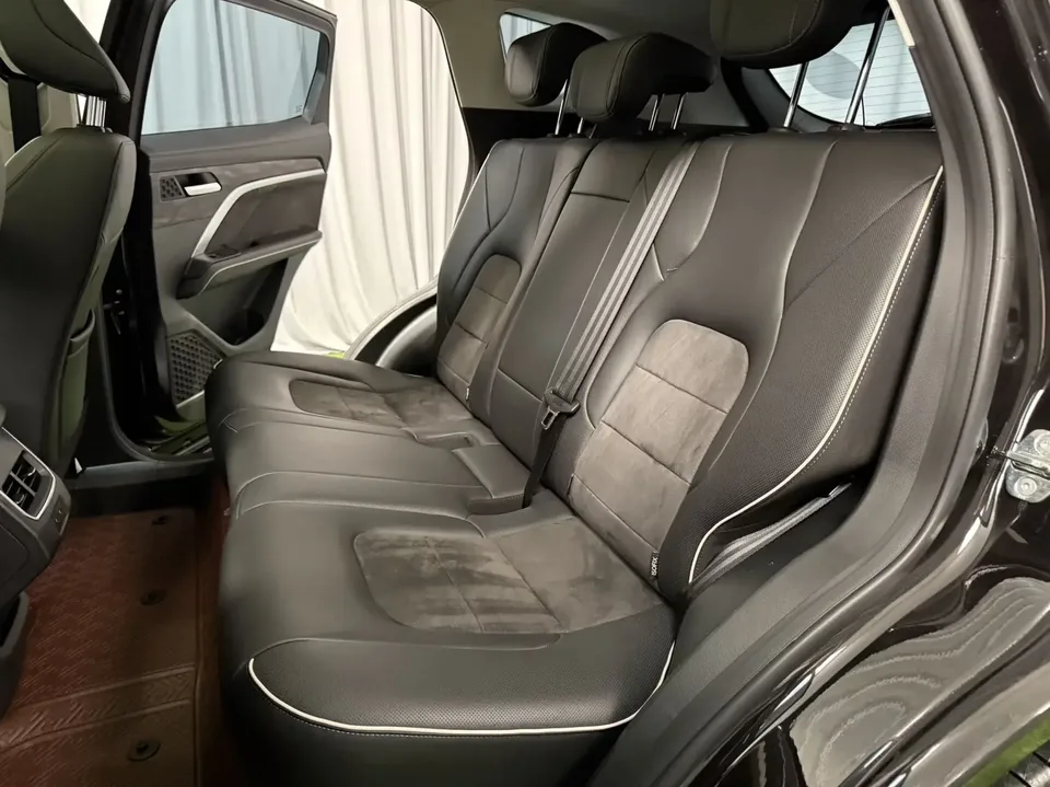 Haval H6 Haval H6 2021 National Trend Edition 1.5T Automatic Champion Edition 2022 — миниатюра 5