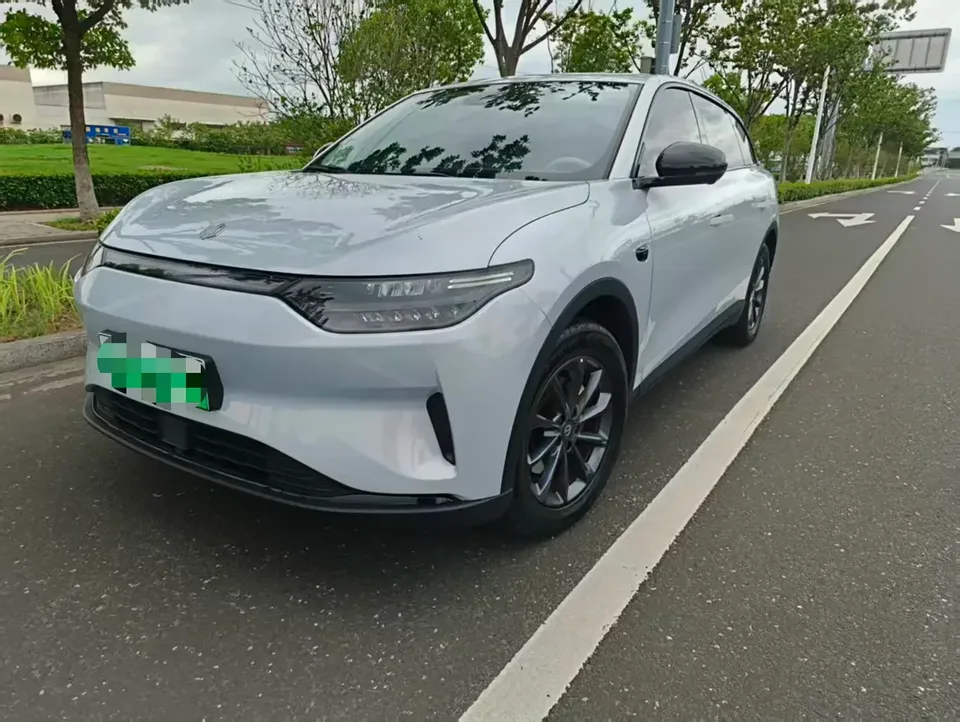 Leapmotor Zero running C11 Zero running C11 2023 500 Comfort Edition 2023 — фото 1, купить с доставкой в Москву