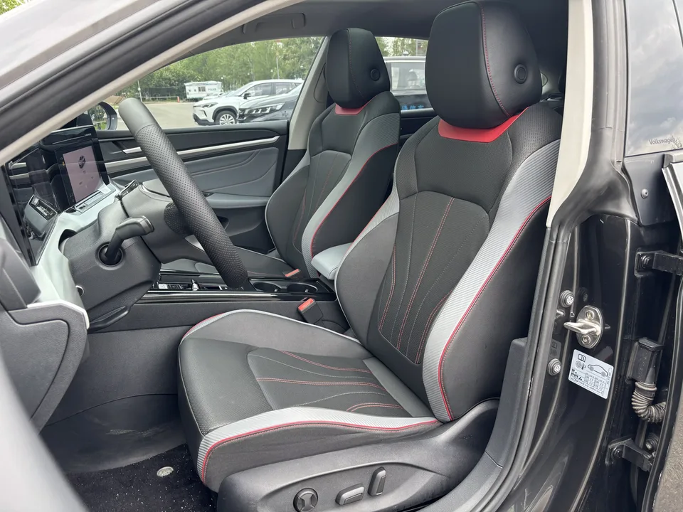 Volkswagen Lamando Lingdu 2023 Lingdu L 280TSI DSG Hot Edition 2023 — thumbnail 4