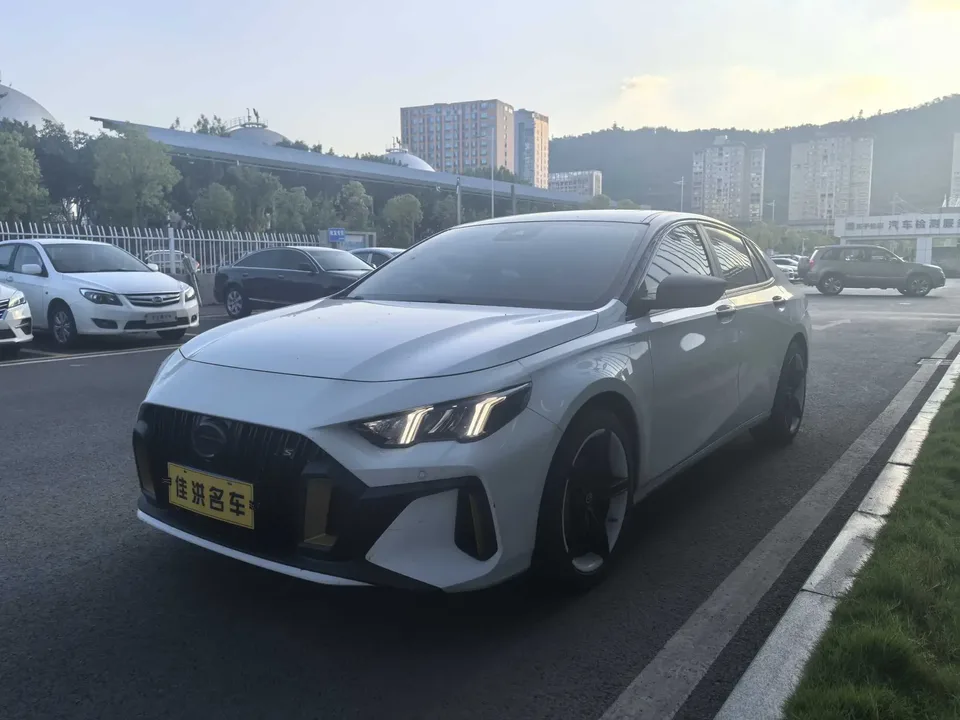 GAC Trumpchi Empow Shadow Leopard 2023 270T DCT J15 version 2023 — photo 1, buy with delivery to Moscow