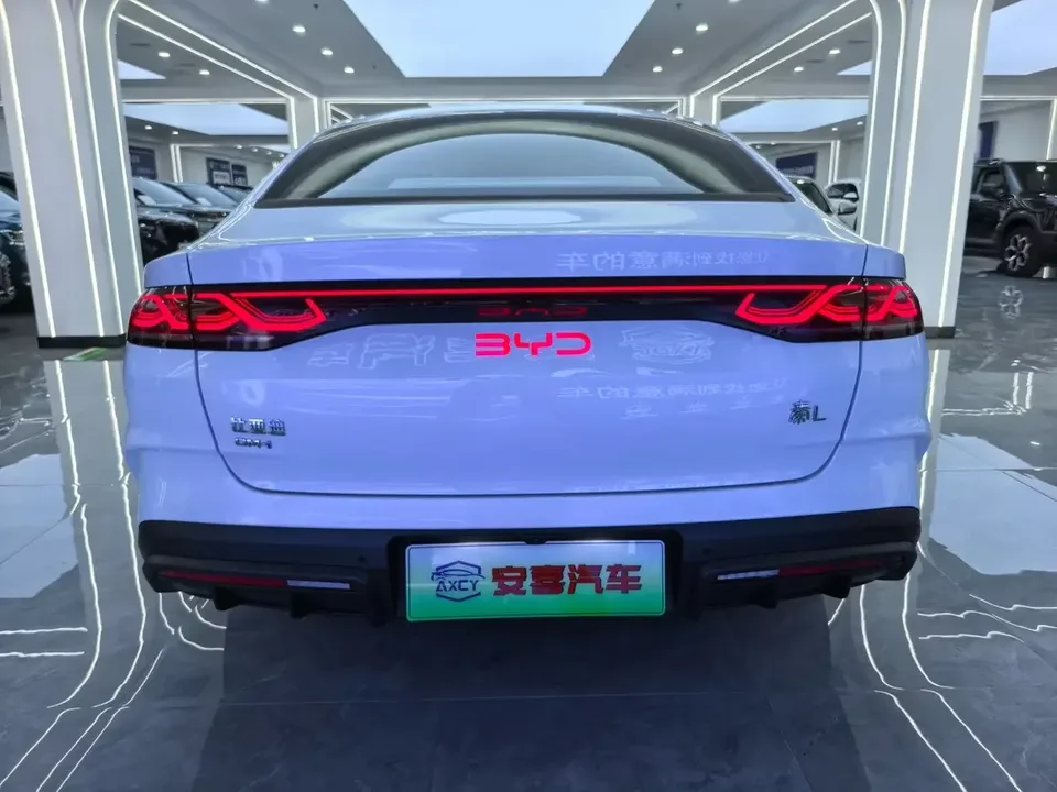 BYD Qin L DM Qin L DM 2024 DM-i 80KM Leading Type 2025 — thumbnail 2
