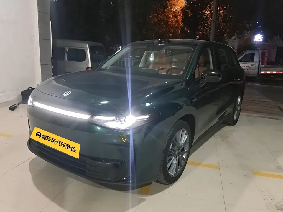 Leapmotor Zero running C10 Zero running C10 2024 Pure electric version 530 LiDAR version 2024 — photo 1, buy with delivery to Moscow