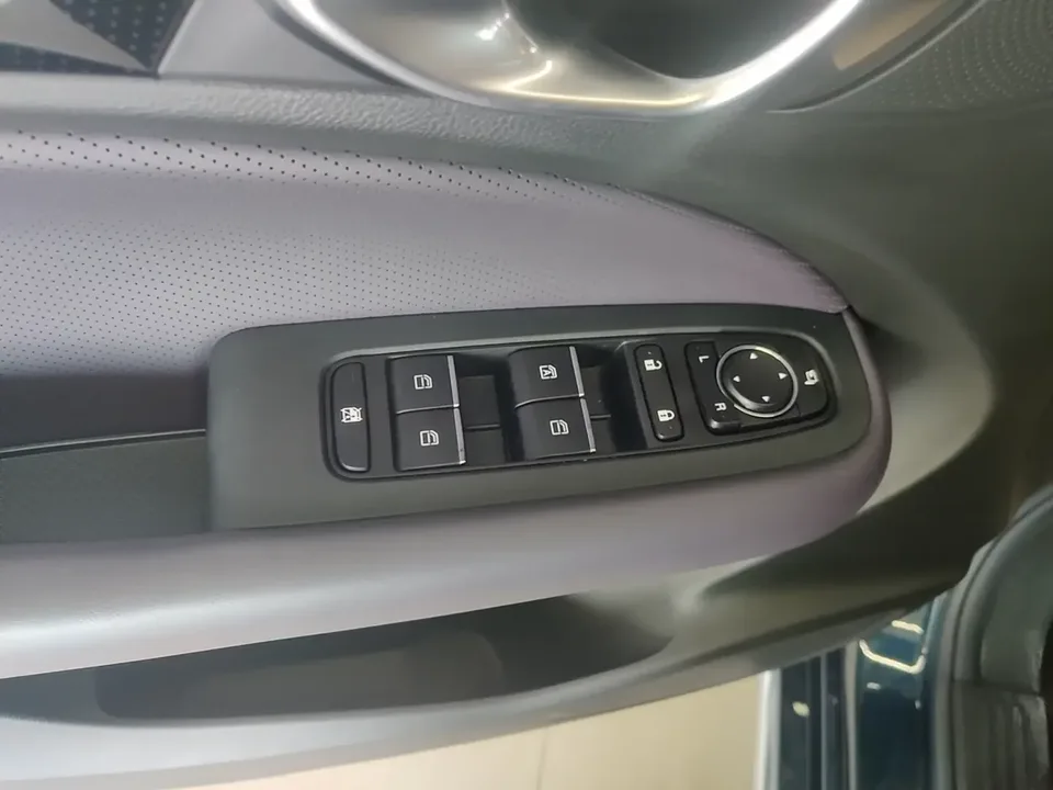 GAC Trumpchi M6 Trumpchi M6 2024 MAX 270T WDCT Premium Edition 2024 — thumbnail 4