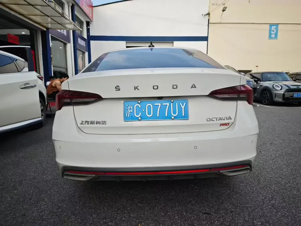Skoda Octavia Octavia 2023 PRO TSI280 DSG Premium Edition 2024 — thumbnail 2